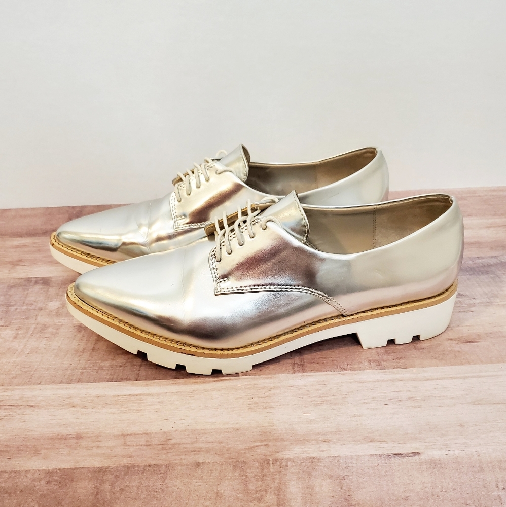 ZARA | Silver Oxfords - Size 7.5